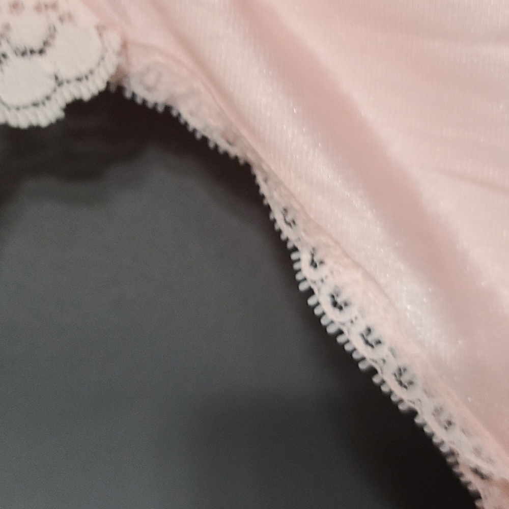 VTG Dreamwear Nightgown Pink Lace Trim Embroidered Flowers USA Size M EUC - Picture 4 of 7